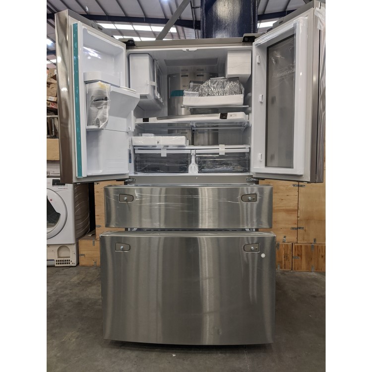 Refurbished Samsung RF22R7351SR Freestanding 501 Litre Frost Free American Fridge Freezer Stainless Steel