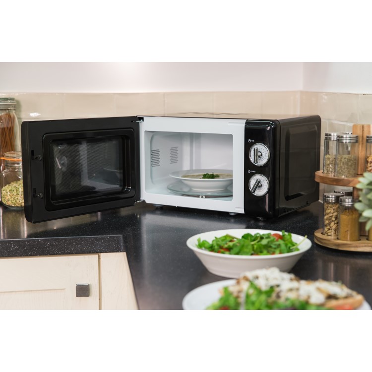 Russell Hobbs 17L Retro Solo Microwave - Black