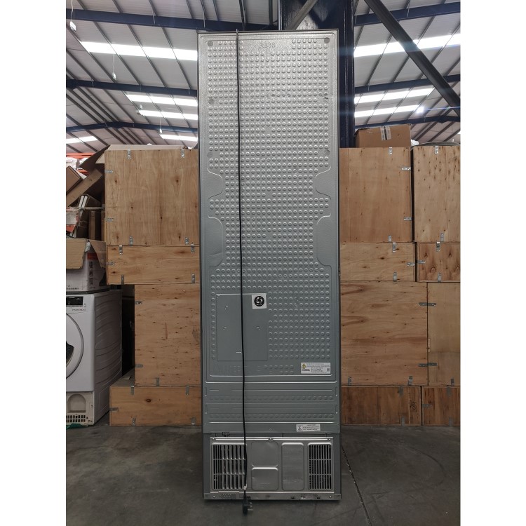 Refurbished Samsung RB38T602CS9/EU Freestanding 385 Litre 70/30 Fridge Freezer Stainless steel
