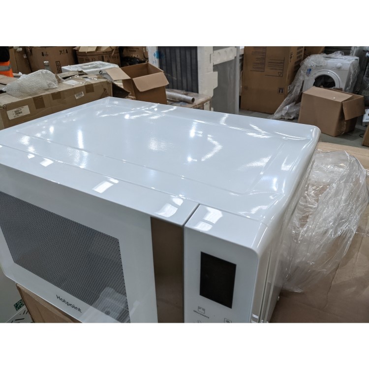 Refurbished Hotpoint MWHF201W Xtraspace Flatbed 20L 800W Microwave Oven White