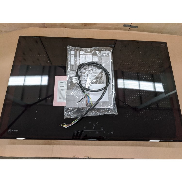 Refurbished Neff N70 T58FD20X0 80cm 5 Zone Induction Hob with FlexInduction Zone