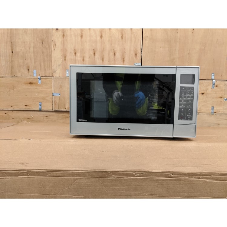 Refurbished Panasonic NN-CT57JMBPQ 27L 1000W Combination Microwave Oven Silver