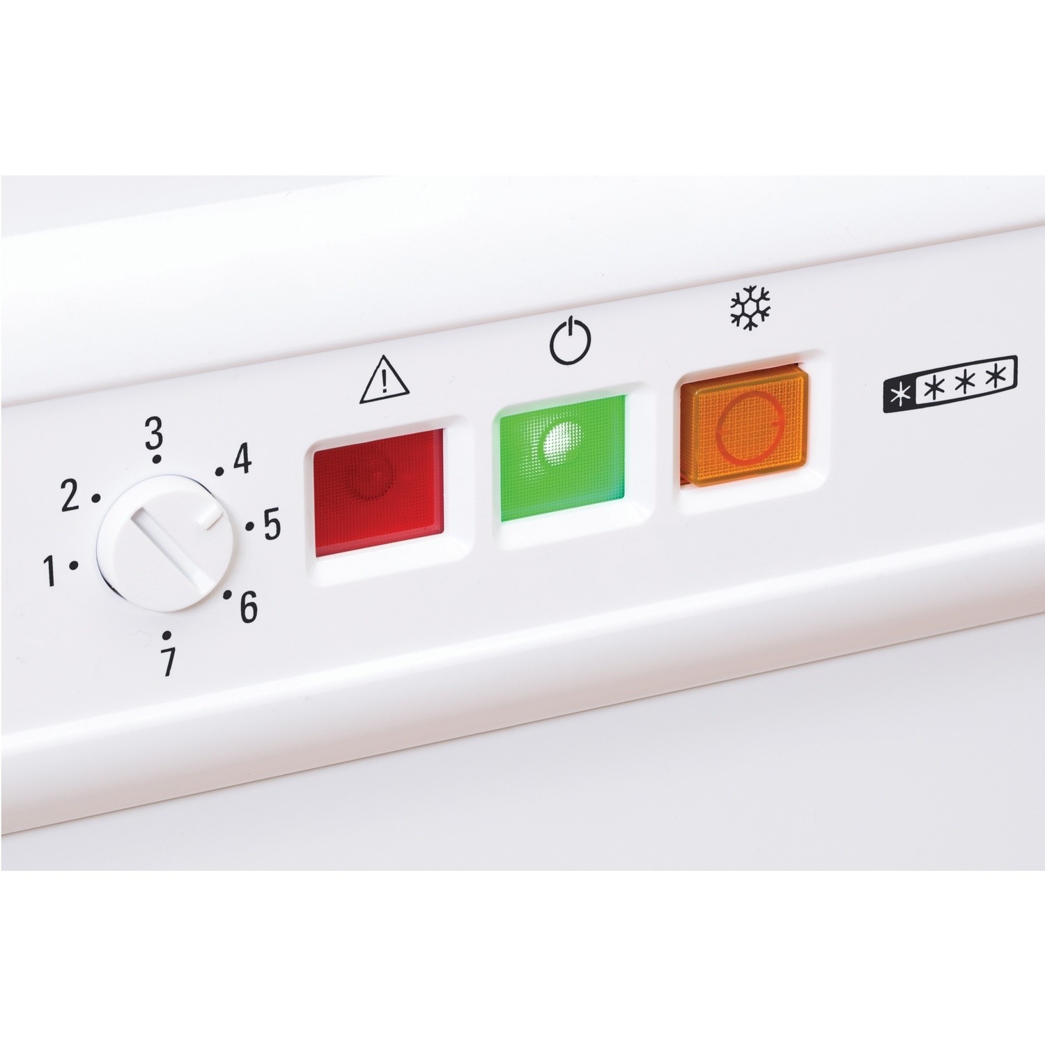 HOTPOINT CS1A250HFA 251 Litre Chest Freezer 70cm Deep Frost Free 100cm