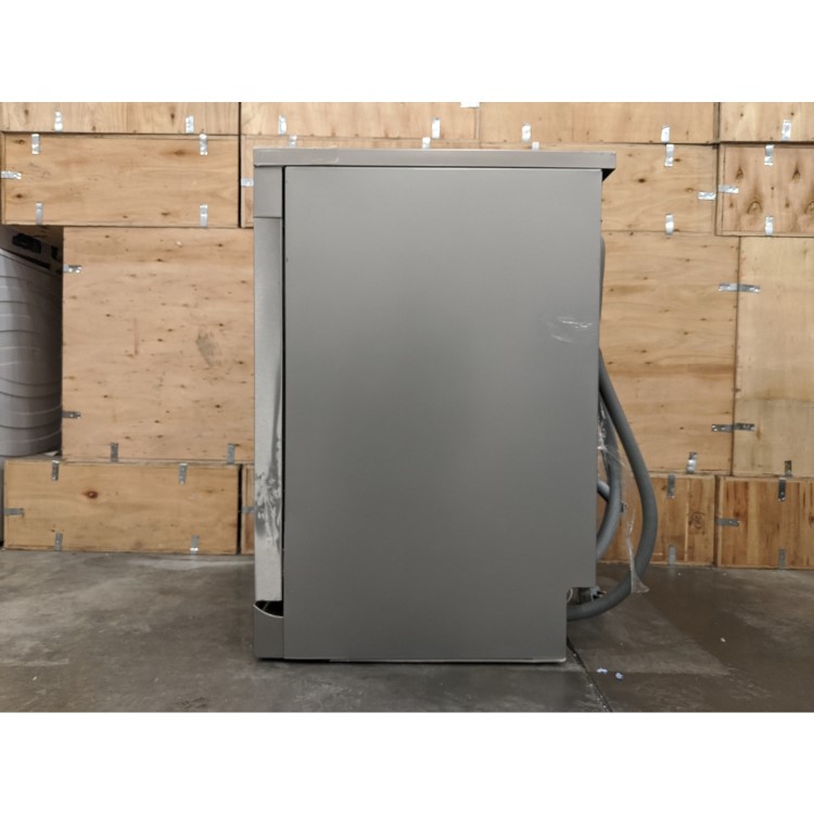 Refurbished Hisense HS661C60XUK 16 Place Freestanding Dishwasher Silver