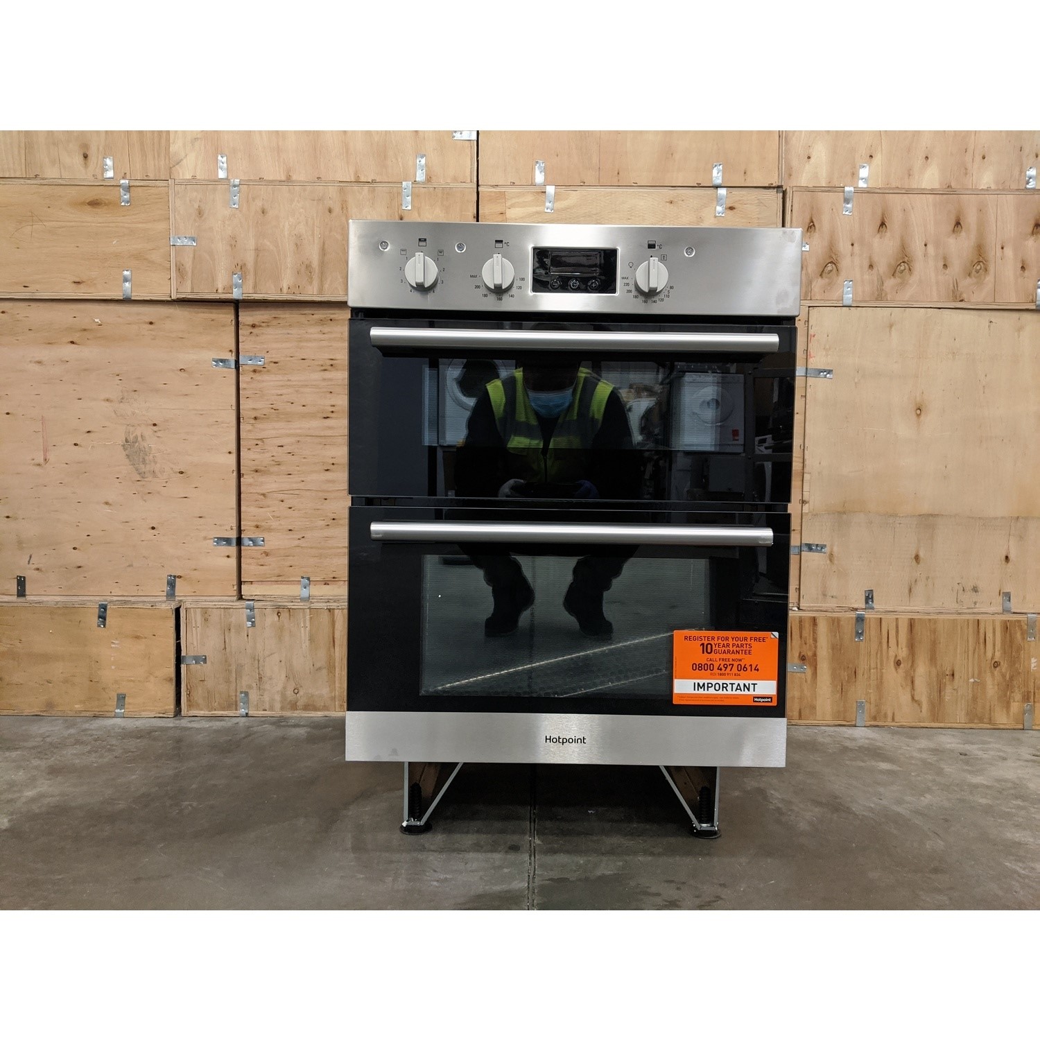 Refurbished Hotpoint Newstyle DD2540IX 60cm Double Built In Electric