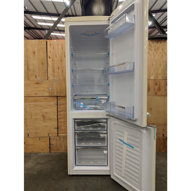 Refurbished electriQ EQ6040RETROCREAM Freestanding 244 Litre 60/40 Retro Fridge Freezer Cream