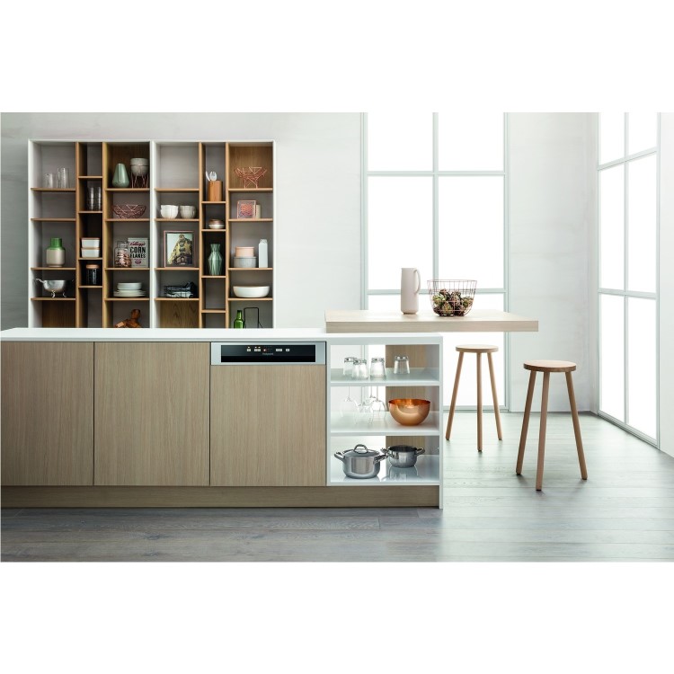 Hotpoint Aquarius 13 Place Settings Semi Integrated Dishwasher - Stainless steel
