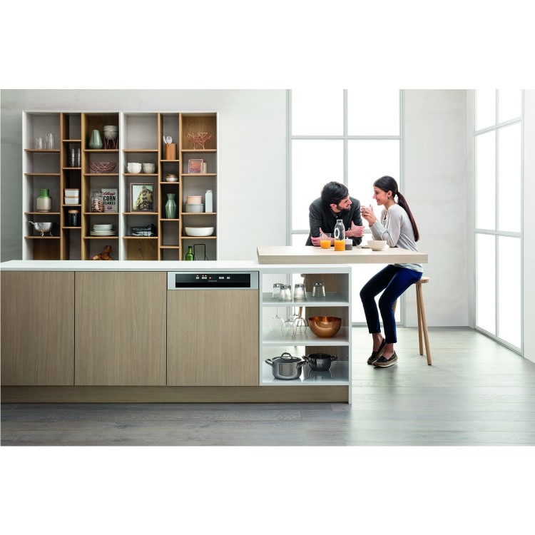 Hotpoint Aquarius 13 Place Settings Semi Integrated Dishwasher - Stainless steel