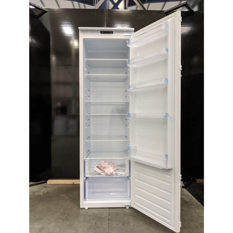 Refurbished CDA FW821 Integrated 316 Litre In-Column Larder Fridge
