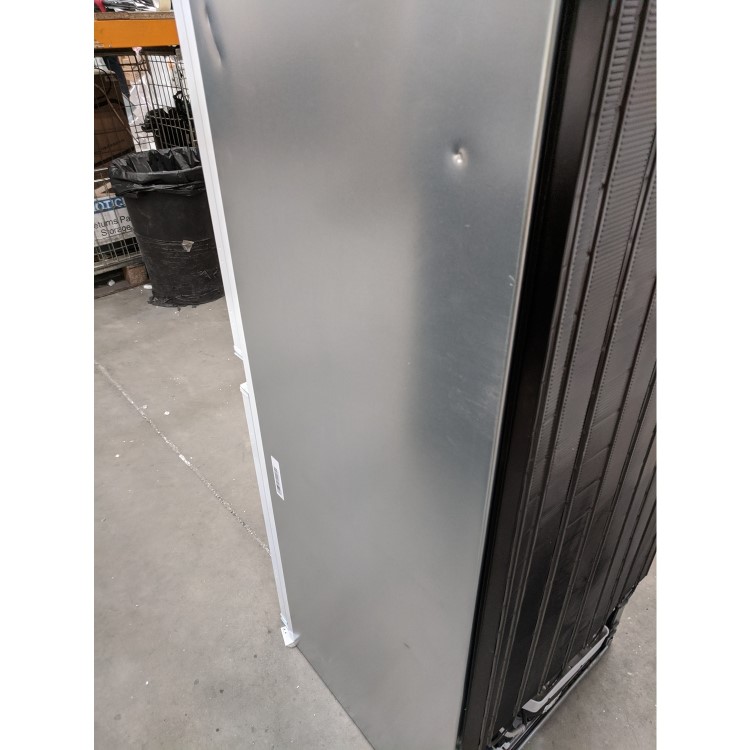 Refurbished Indesit IB7030A1DUK1 Integrated 273 Litre 70/30 Fridge Freezer White