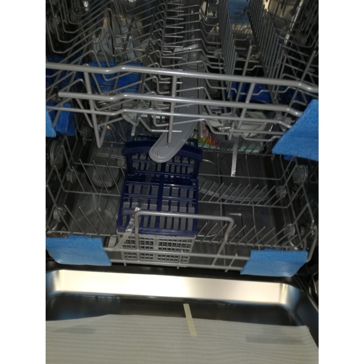 Refurbished Hisense HS60240BUK 13 Place Freestanding Dishwasher Black