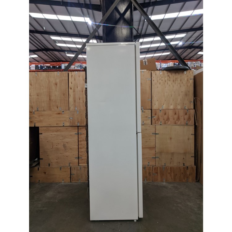 Refurbished Beko CFG3582W Freestanding 270 Litre 50/50 Fridge Freezer White