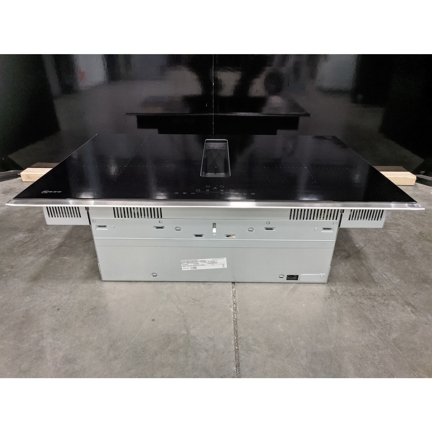 Refurbished Neff N70 T48TD7BN2 80cm 4 Zone Venting Induction Hob