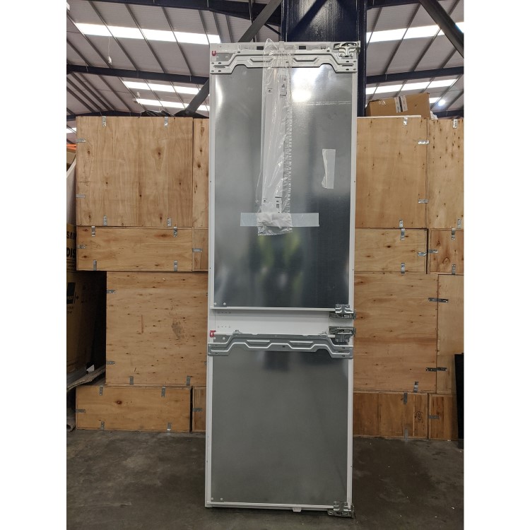 Refurbished Neff N70 KI6863FE0G Integrated 265 Litre 60/40 Low Frost Fridge Freezer