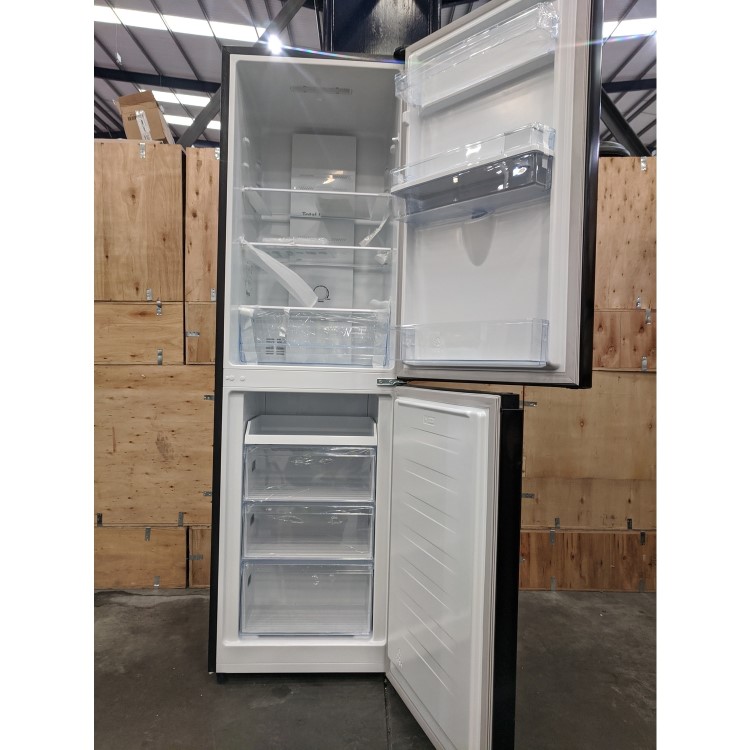 Refurbished Fridgemaster MC55251MDB Freestanding 251 Litre 50/50 Fridge Freezer Black