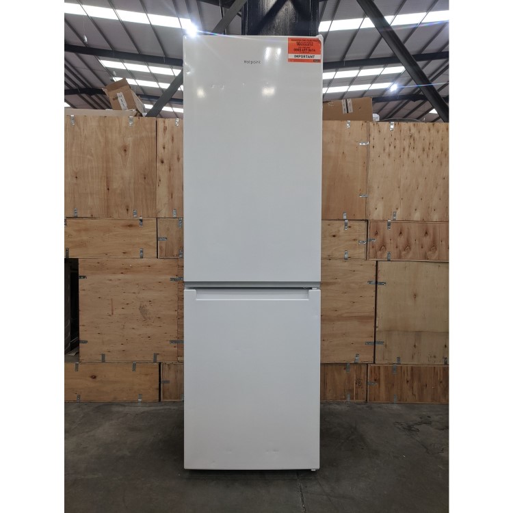 Refurbished Hotpoint H1NT811EW1 Freestanding 339 Litre 60/40 Fridge Freezer White