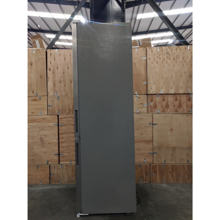 Refurbished Russell Hobbs RH55FF171SS Freestanding 262 Litre 70/30 Low Frost Fridge Freezer Stainless Steel