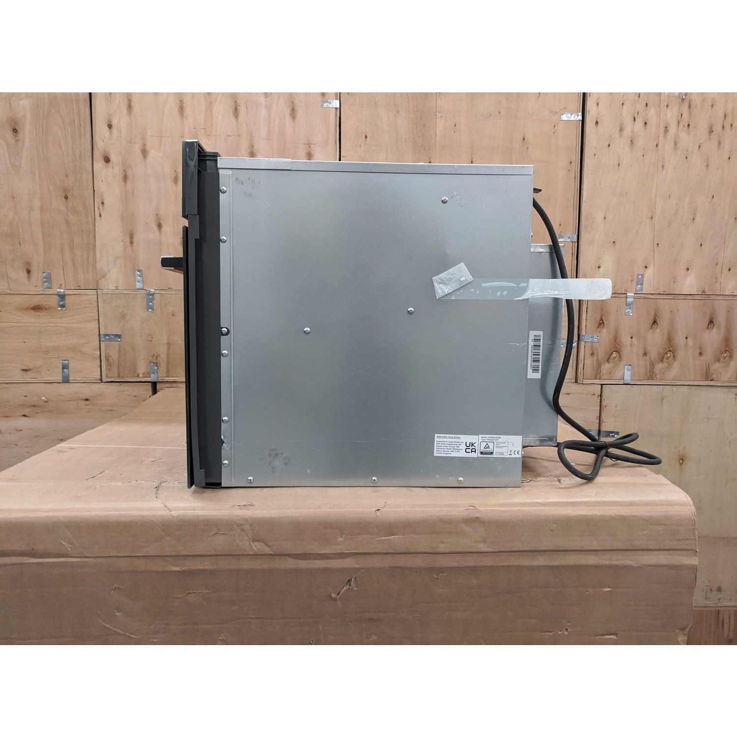 Refurbished Siemens iQ500 CM585AGS0B Built In 44L 900W Compact