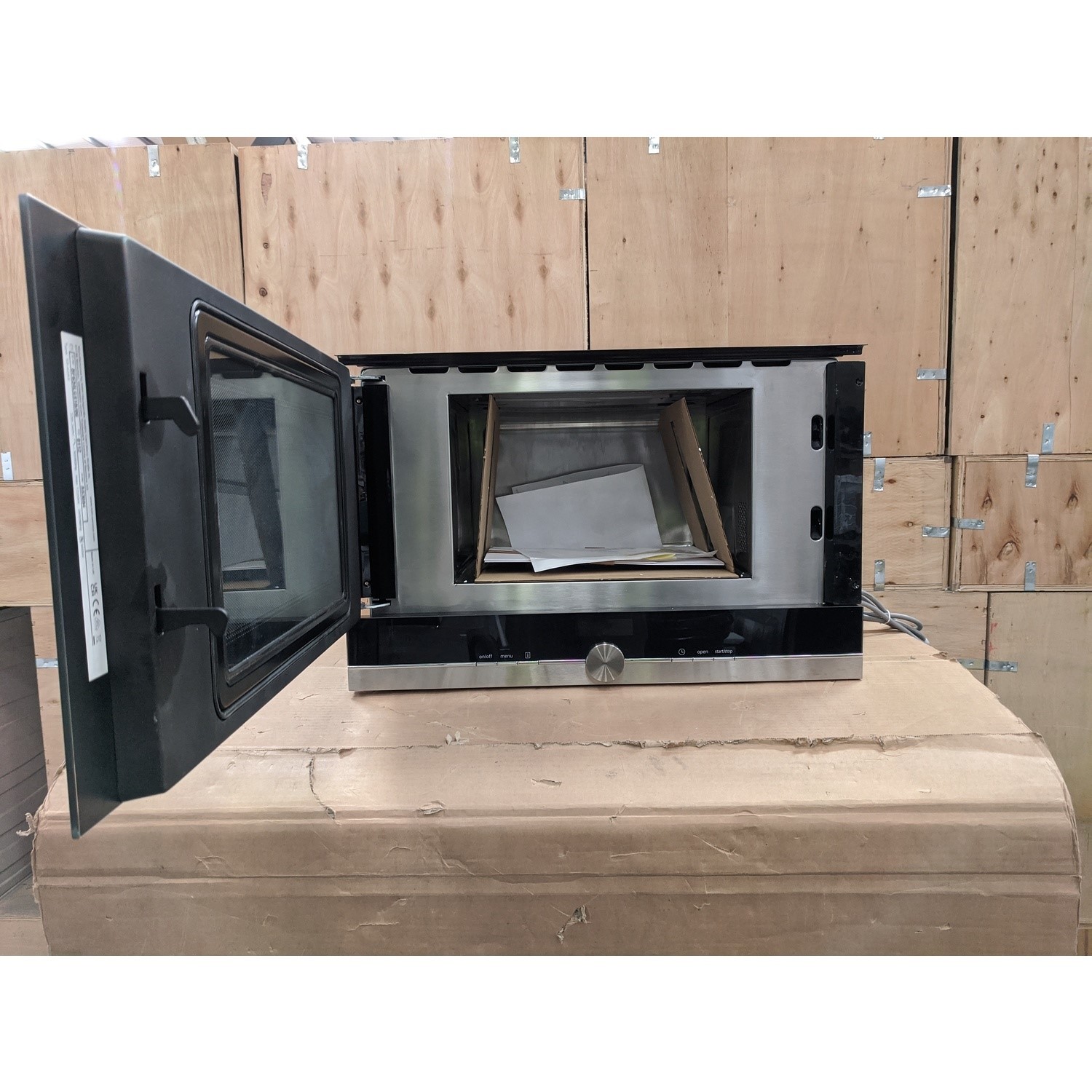 Refurbished Siemens iQ700 BF634LGS1B Built In 21L 900W Microwave