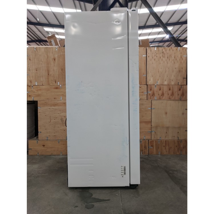 Refurbished Samsung RS67A8810WW 609 Litre American Fridge Freezer White