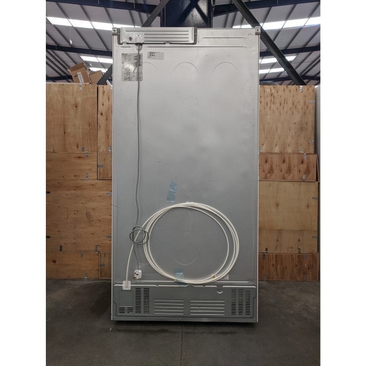 Refurbished Panasonic NR-B53VW1-WB Freestanding 304 Litre Frost Free Fridge Freezer White