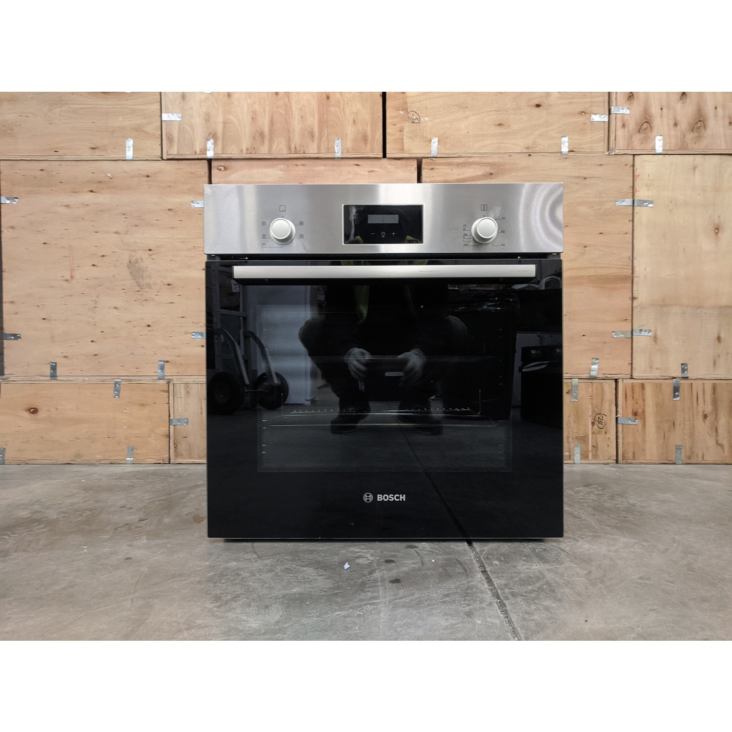 Refurbished Bosch Serie 2 HHF113BR0B 60cm Single Built In Electric Oven