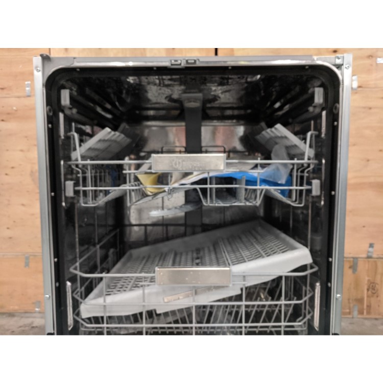 Refurbished Indesit DIO3T131FEUK 60cm Single Built In Electric Oven