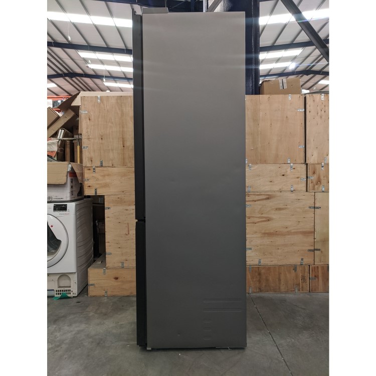 Refurbished Samsung RB38A7B53S9 Freestanding 387 Litre 70/30 Fridge Freezer 