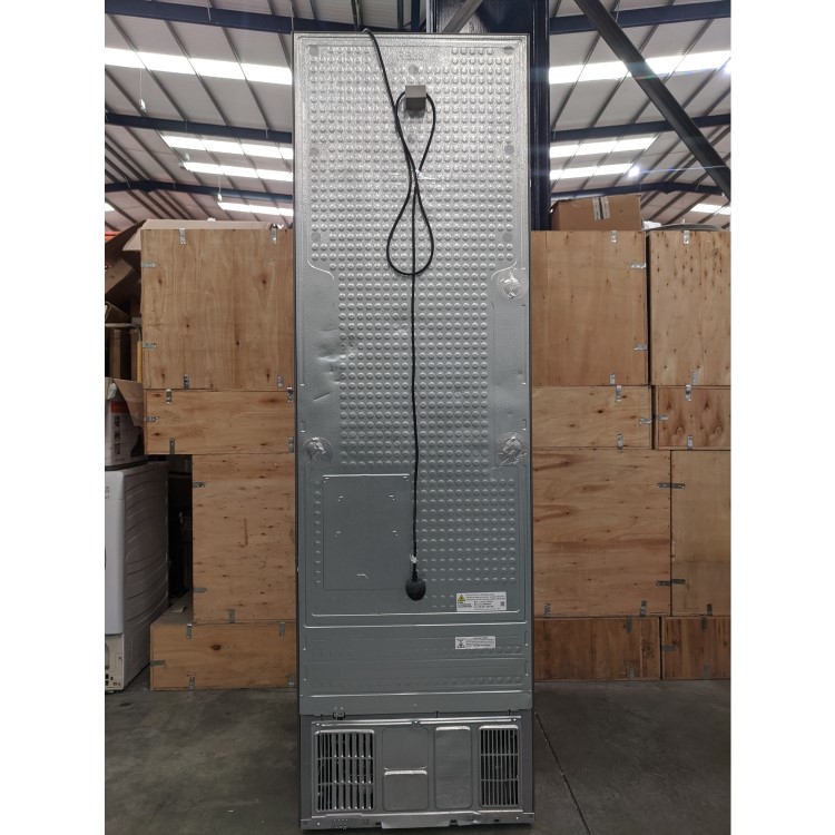 Refurbished Samsung RB38A7B53S9 Freestanding 387 Litre 70/30 Fridge Freezer 