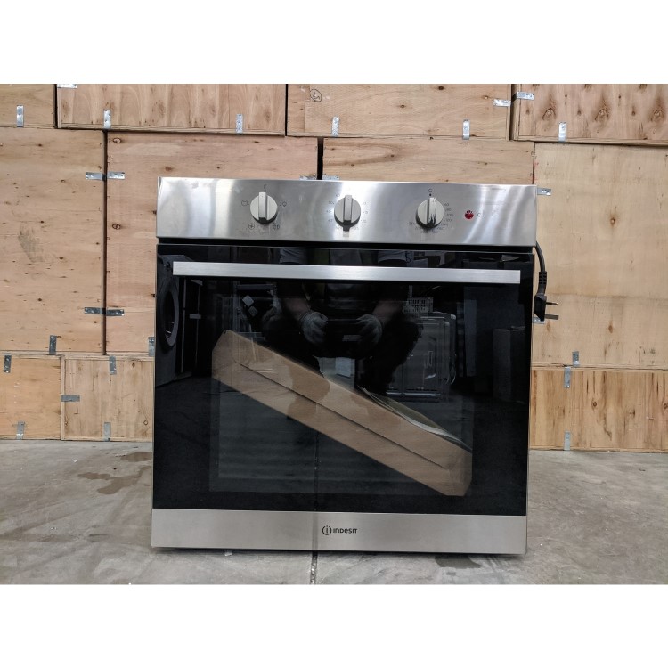 Refurbished Indesit Aria IFW6330IX 60cm Single Built In Electric Oven Stainless Steel
