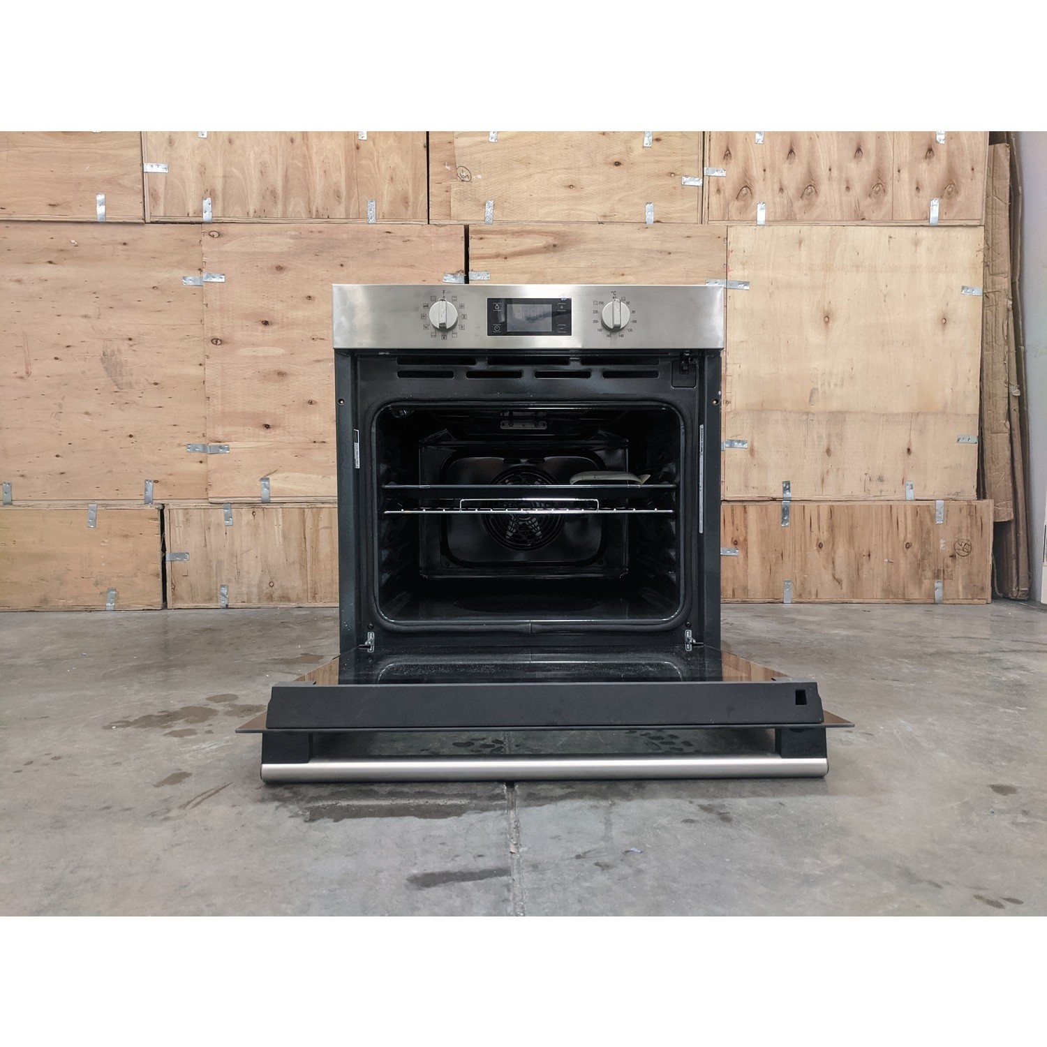 Refurbished Hotpoint SA2840PIX 60cm Single Built In Electric Oven with