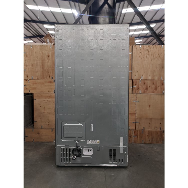 Refurbished Hisense RS694N4TCF Freestanding 562 Litre American Fridge Freezer Stainless Steel