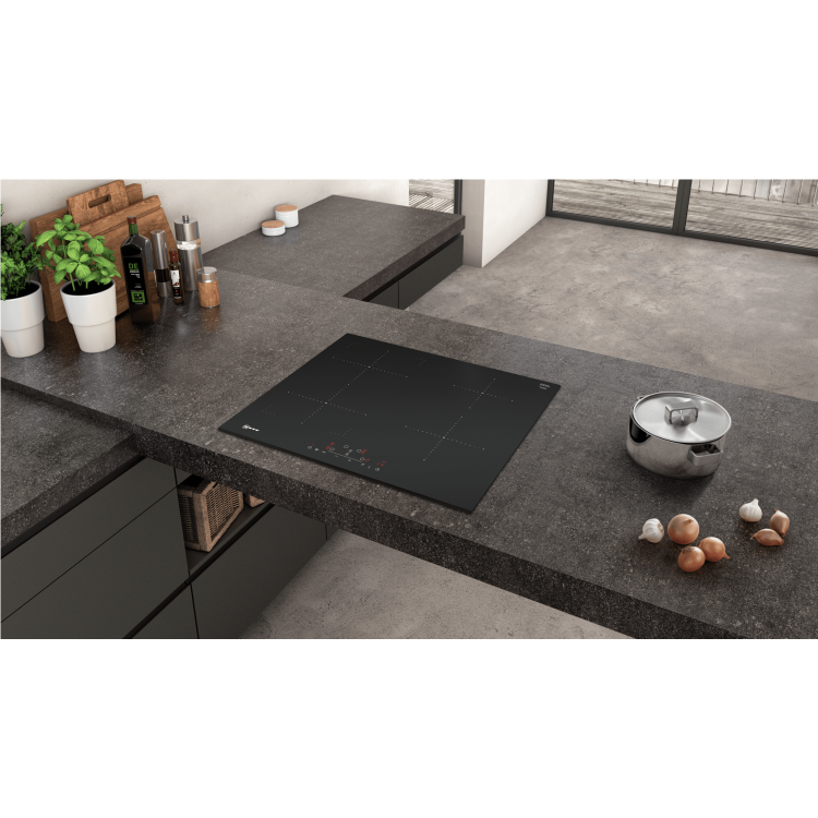 GRADE A3 - NEFF T46FD53X2 N70 Four Zone 60cm Induction Hob With TouchControl & CombiZone - Black Glass
