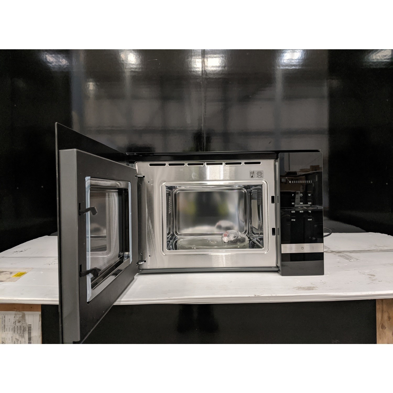 Refurbished Siemens iQ500 BF525LMS0B Built In 20L 800W Microwave