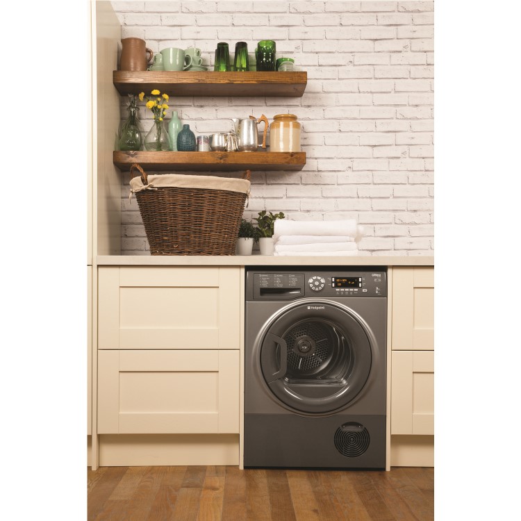 GRADE A1 - Hotpoint SUTCD97B6GM Ultima 9kg Freestanding Condenser Tumble Dryer-Graphite
