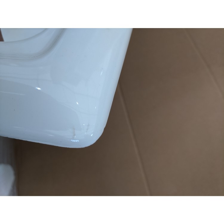 GRADE A2 - Reginox 1.5 Bowl White Ceramic Kitchen Sink with Reversible Drainer 