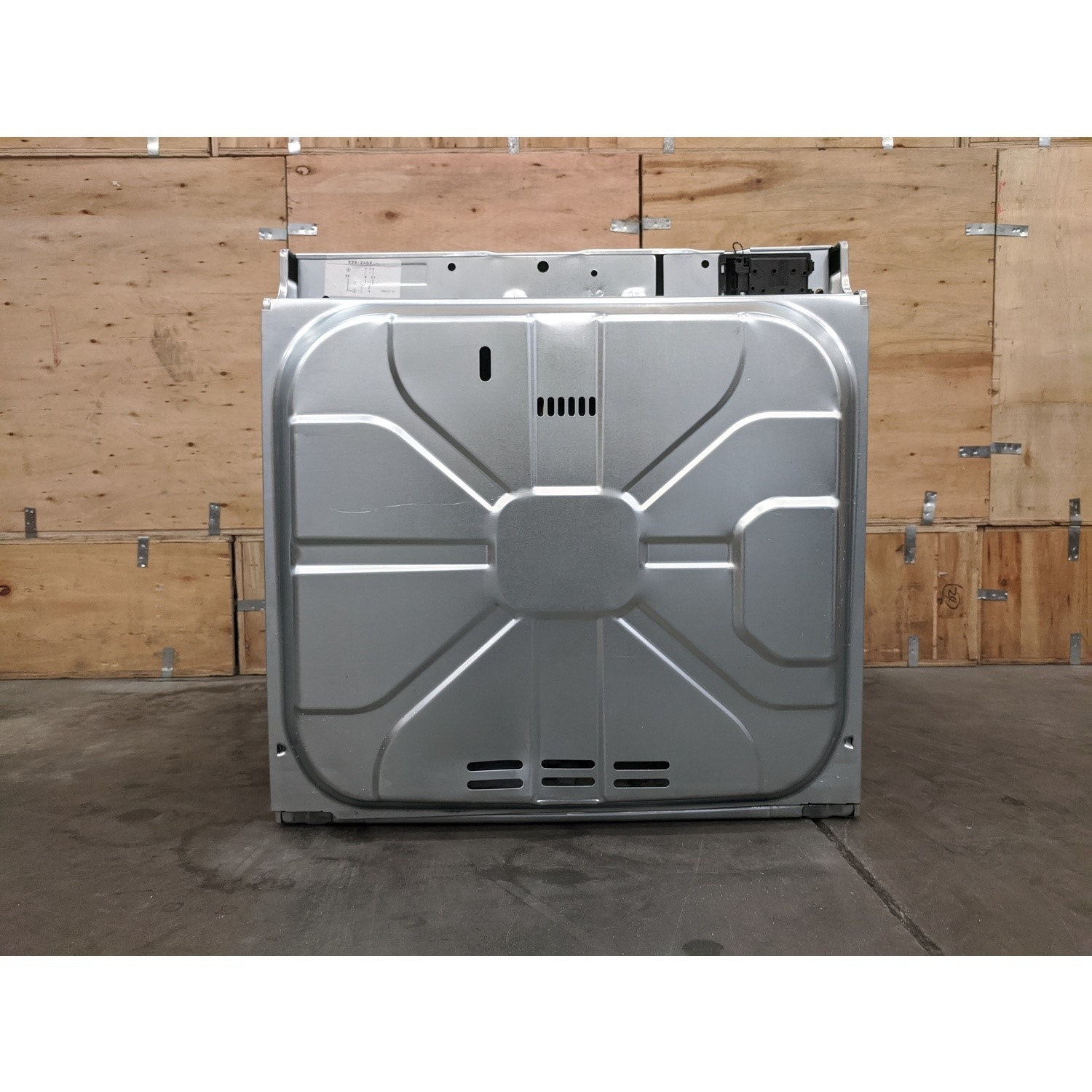 Refurbished Zanussi Series 60 ZOPNX6K2 Self Cleaning 60cm Single Built In Electric Oven Black