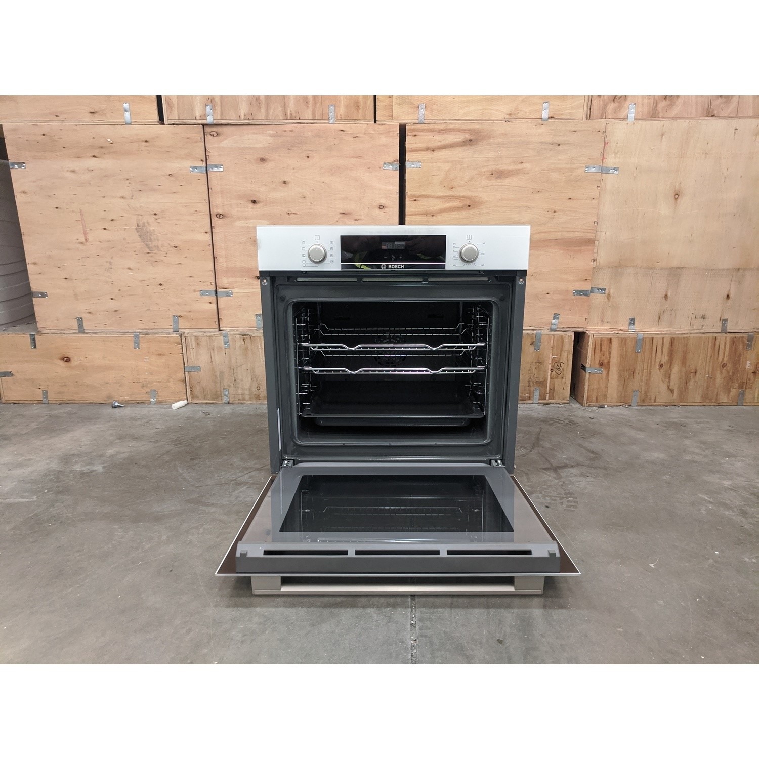 Refurbished Bosch Serie 4 HBS534BW0B Multifunction 60cm Single Built In