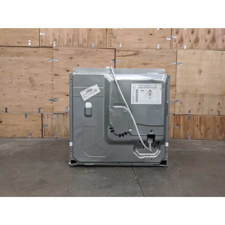 Refurbished Bosch Serie 4 HBS534BS0B 60cm Single Built In Electric Oven