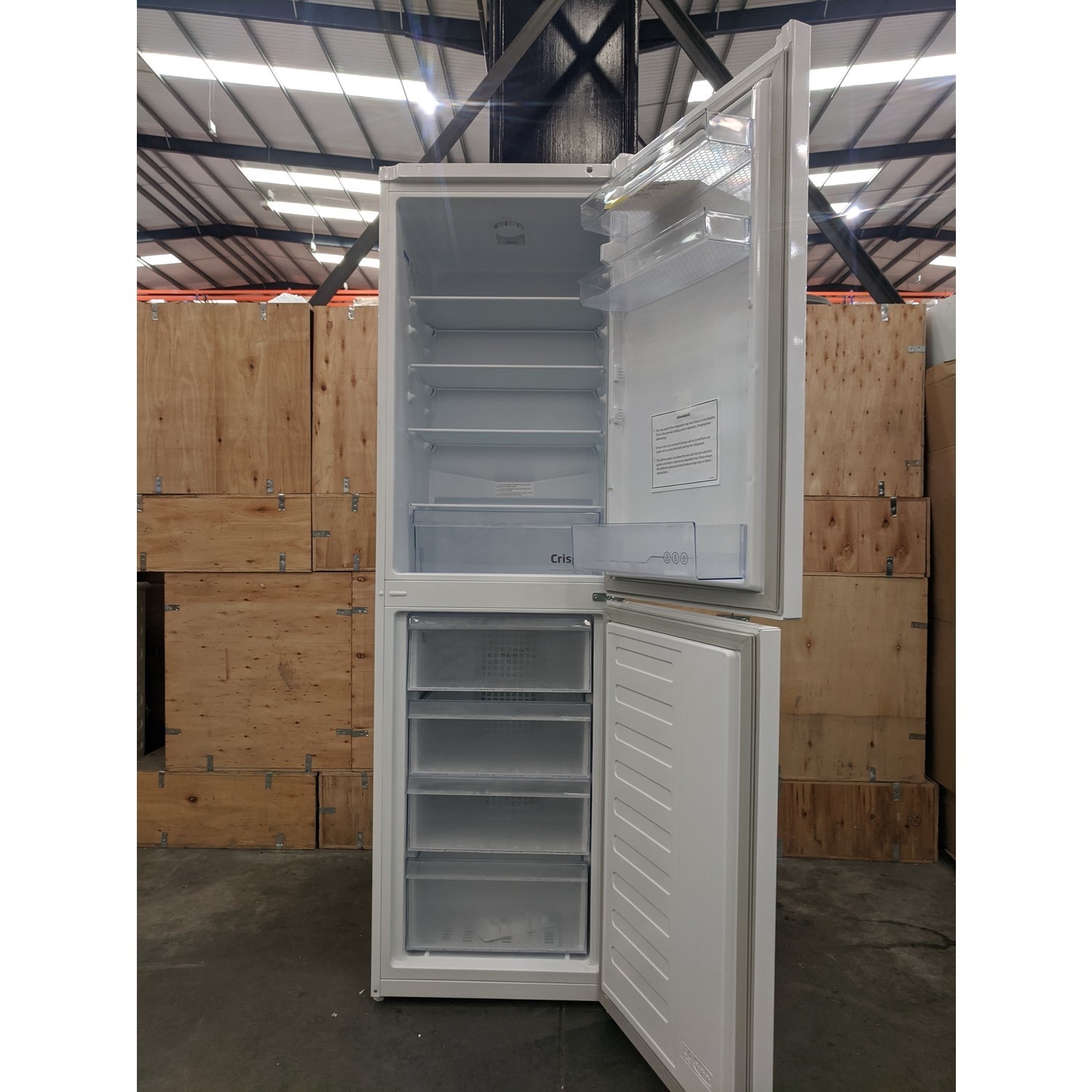 Refurbished Beko CFG3582W Freestanding 270 Litre 50/50 Fridge Freezer White 78320432/1/CFG3582W