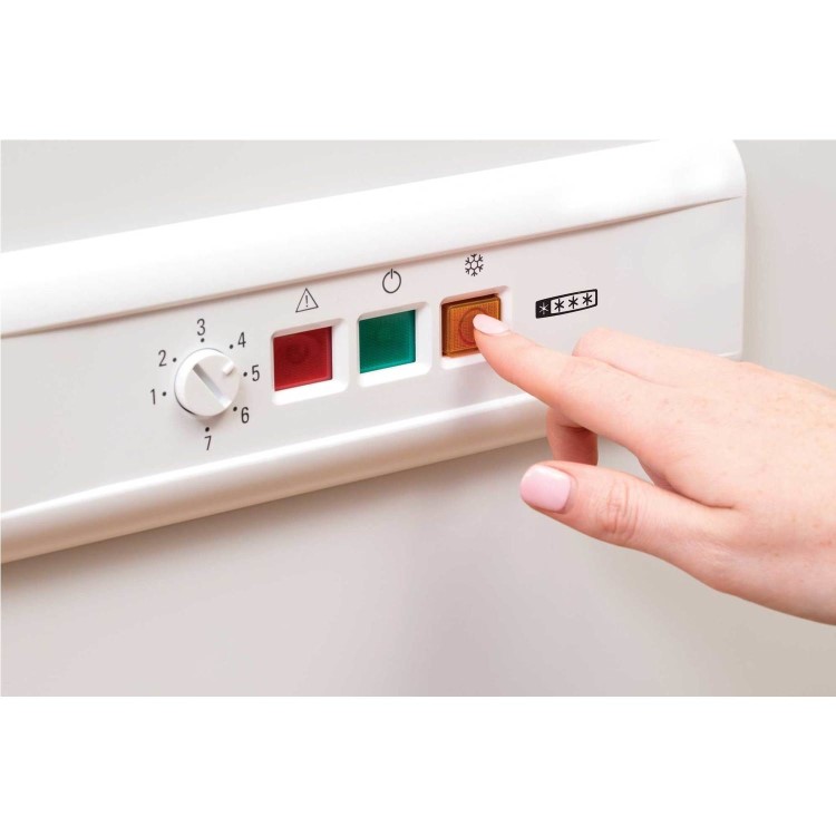 HOTPOINT CS1A300HFA 311 Litre Chest Freezer 70cm Deep Low Frost 118cm Wide - White