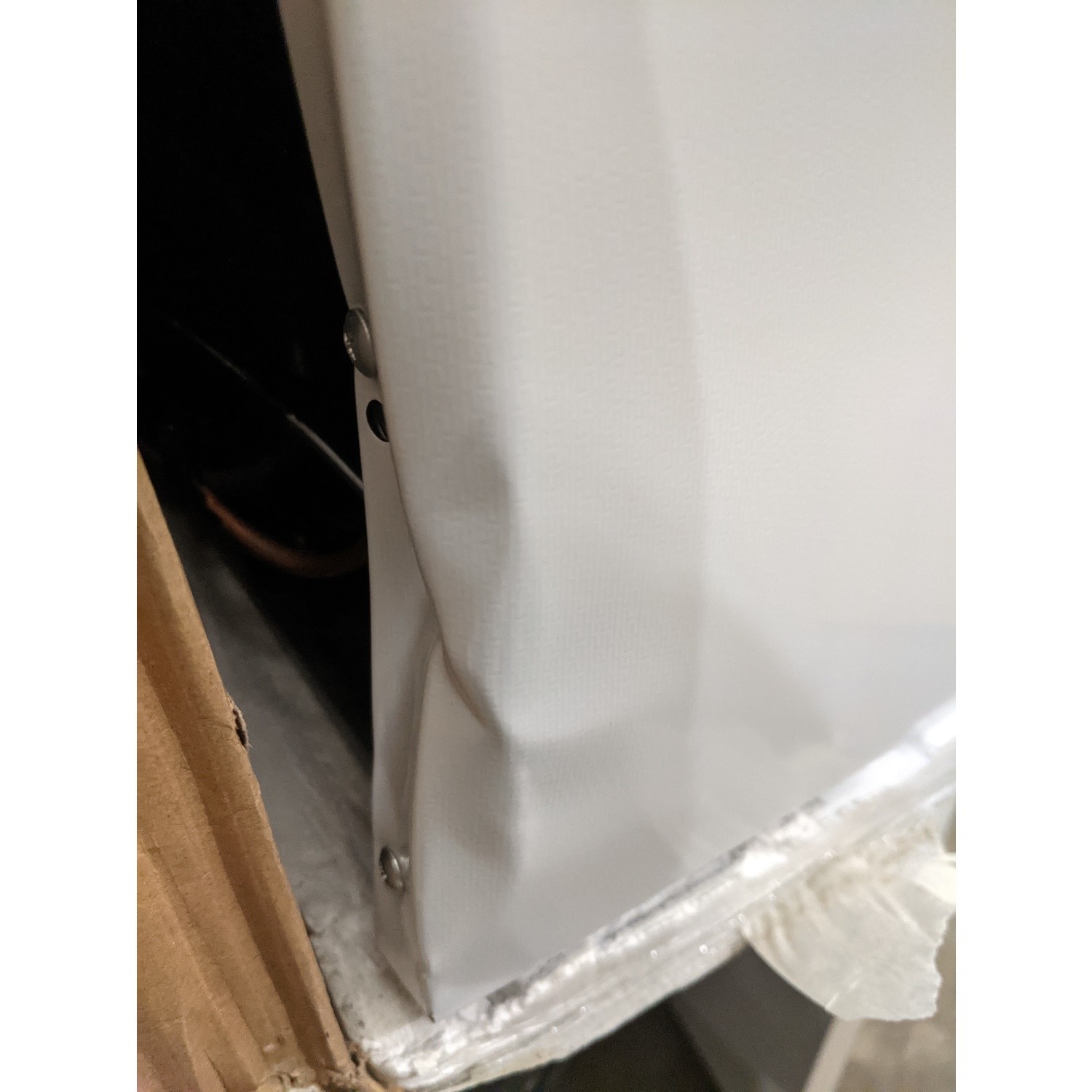 Refurbished electriQ EIQMF Freestanding 32 Litre Table Top Freezer