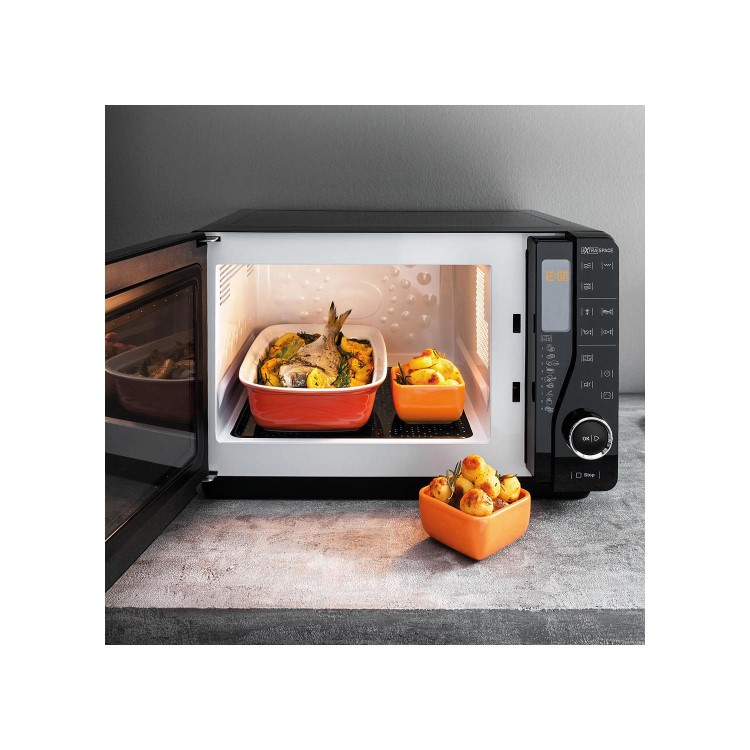GRADE A2 - Hotpoint MWH2621MB Ultimate Collection 25L Flatbed Digital Microwave Oven - Black