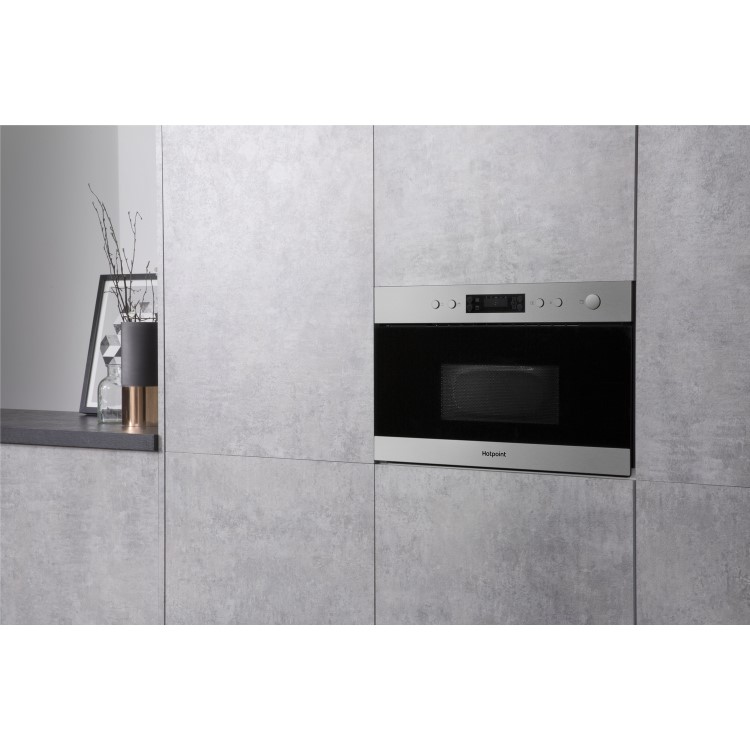 Refurbished Hotpoint MN314IXH Built In 22L with Grill 750W Microwave Stainless Steel
