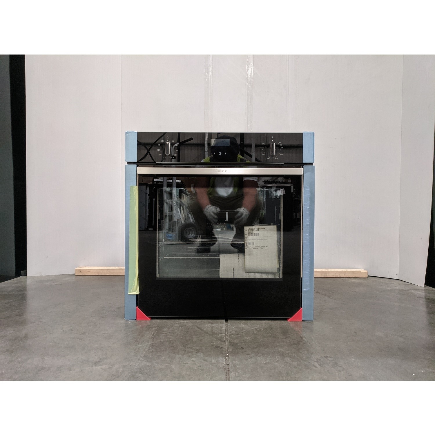 Refurbished Neff N50 B3ACE4HN0B Slide & Hide Easy Clean 7 Function