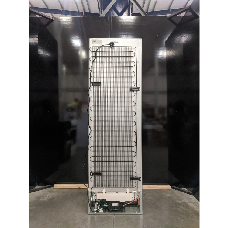 Refurbished Candy CBT3518FWK Integrated 248 Litre 70/30 Frost Free Fridge Freezer
