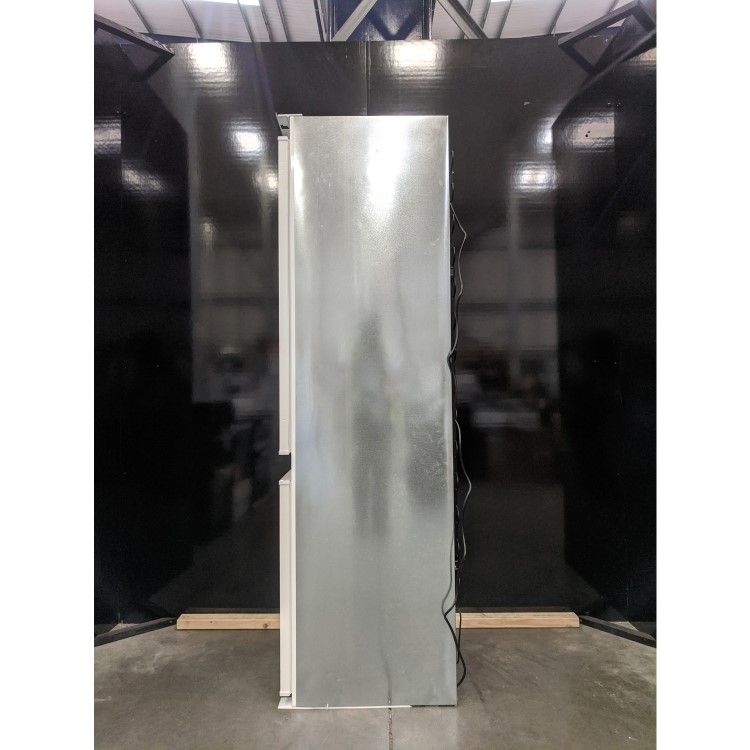 Refurbished Candy CBT3518FWK Integrated 248 Litre 70/30 Frost Free Fridge Freezer