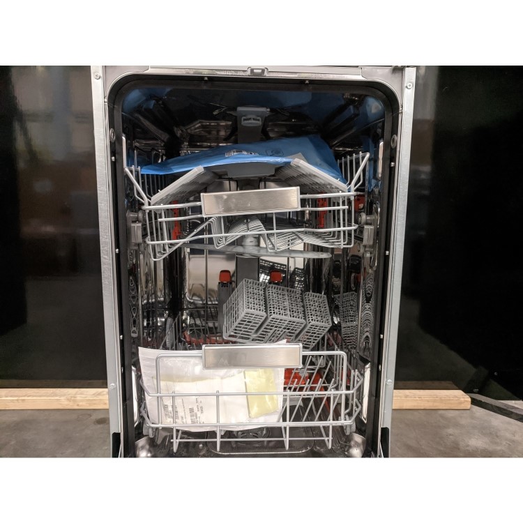 Refurbished Hotpoint HSIO3T223WCEUKN 10 Place Fully Integrated Dishwasher