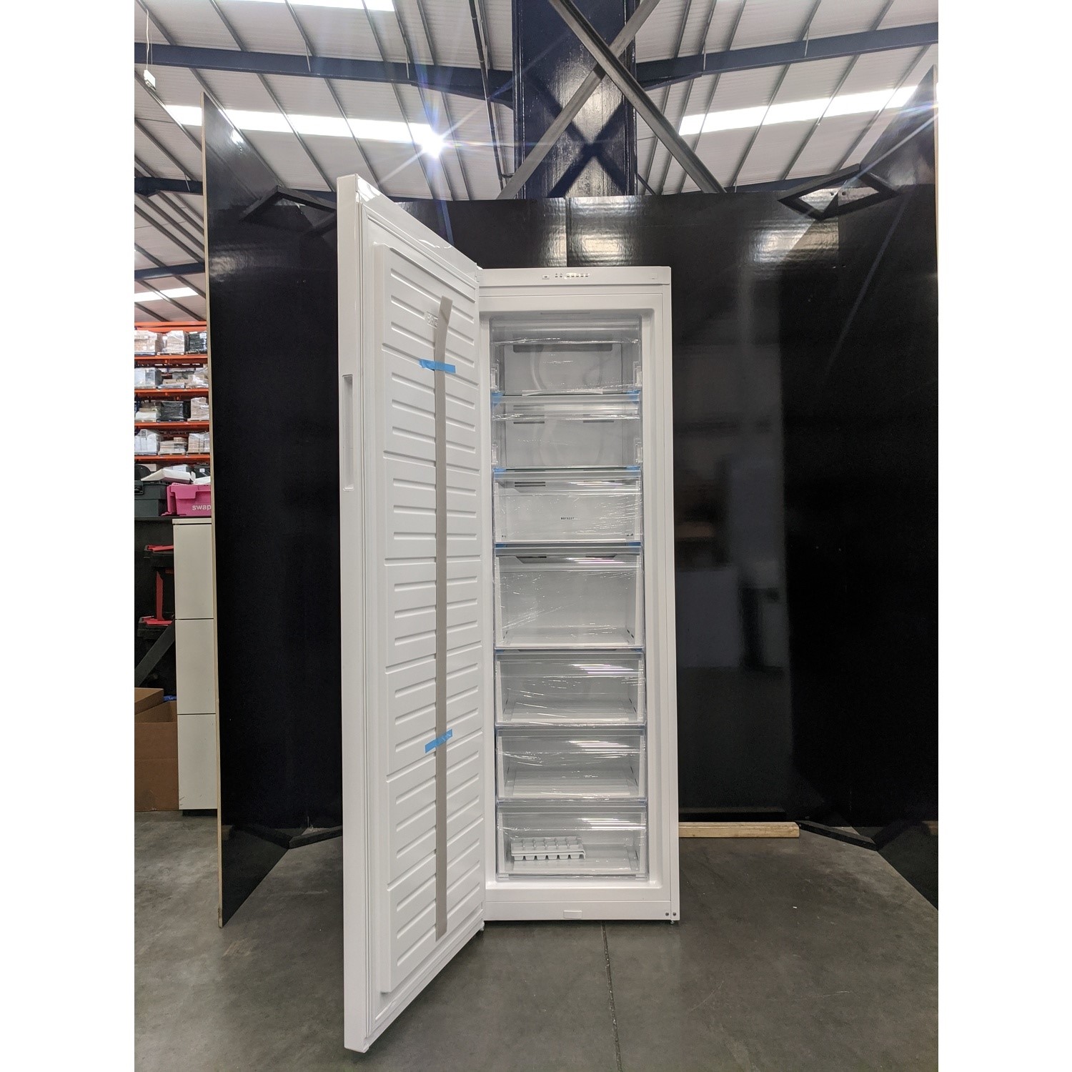 Refurbished Zanussi ZUHE30FW2 Freestanding 307 Litre Tall Freezer White