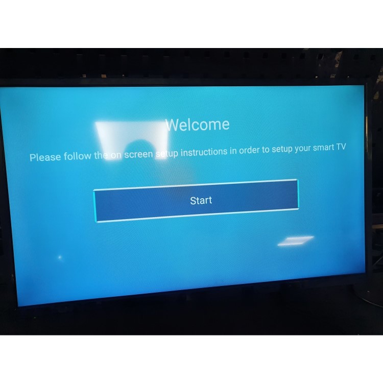 Refurbished electriQ 32" 720p HD Ready LED Freeview HD Android Smart TV